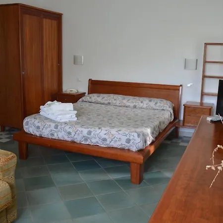 Hotel Guardia Dei Mori Carloforte (Isola di San Pietro)